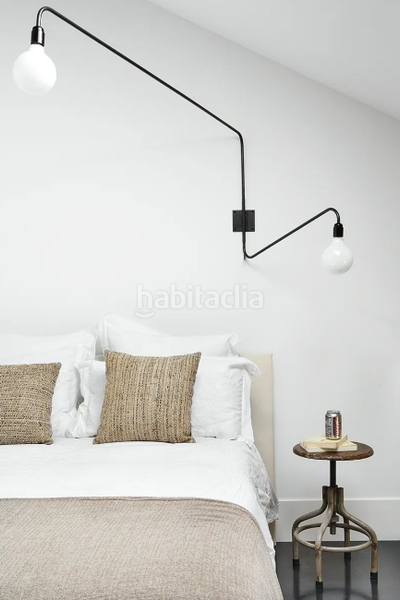 Foto 7cee1a9f-9d45-456d-b857-2d87a74fd303. Alquiler piso loft exclusivo con carácter industrial en alquiler c. elfo en Madrid