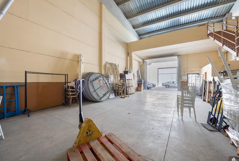 Foto d8f83c57-6a33-4964-82c2-d79894c9470d. Industrial building in Zona Industrial Borreguno-Camporrosso Ciempozuelos