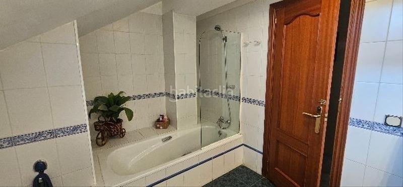 Foto 0bde4b20-5ae0-4d8e-af5e-eedacca5525c. Dúplex amb piscina a Centro ciudad Fuengirola
