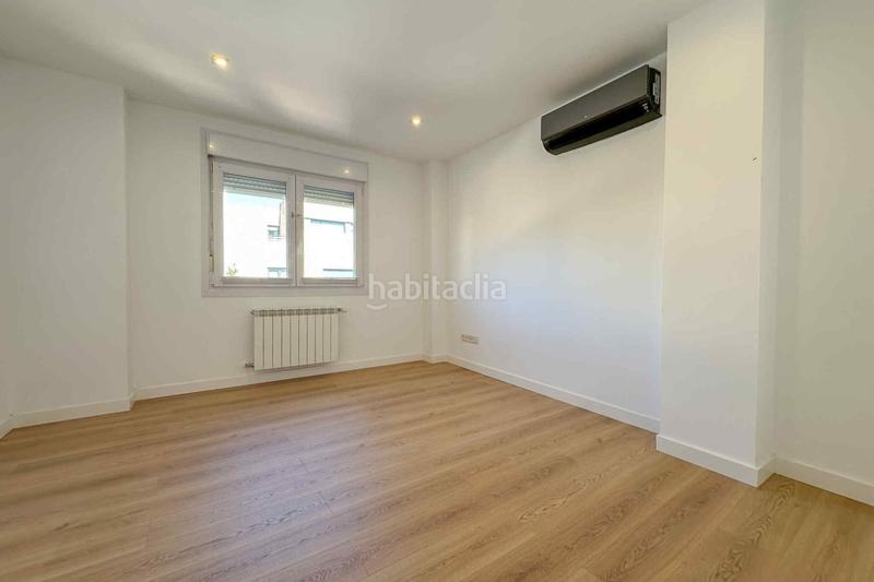 Foto 760d601f-e382-4dc4-9503-a5aa2a26a664. Affitto casa a schiera con riscaldamento in Peñagrande Madrid