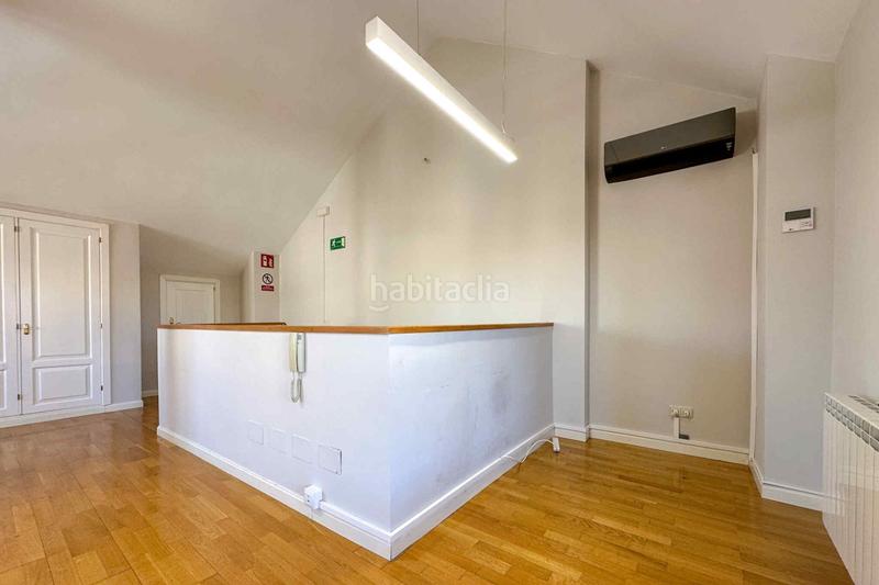 Foto 2a4dbee4-f6de-4aba-ba8e-e35bf75effeb. Alquiler casa adosada alquiler chalet adosado álvaro cunqueiro en Madrid