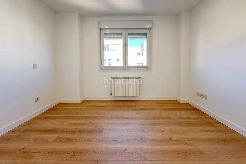 Foto 7291aef5-7ead-4e57-a565-45c4aa9eaa58. Alquiler casa adosada alquiler chalet adosado álvaro cunqueiro en Madrid