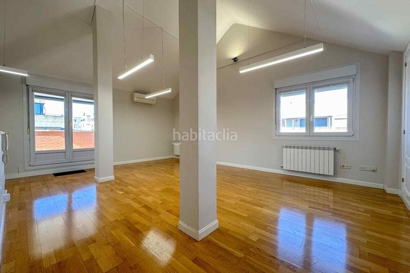 Foto 9f92d8bb-bf9b-4cb0-a9d7-aca1120dd989. Alquiler casa adosada alquiler chalet adosado álvaro cunqueiro en Madrid