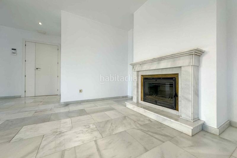 Foto d00d554a-4b93-44e8-8c7f-d864dfb5ac72. Alquiler casa adosada alquiler chalet adosado álvaro cunqueiro en Madrid