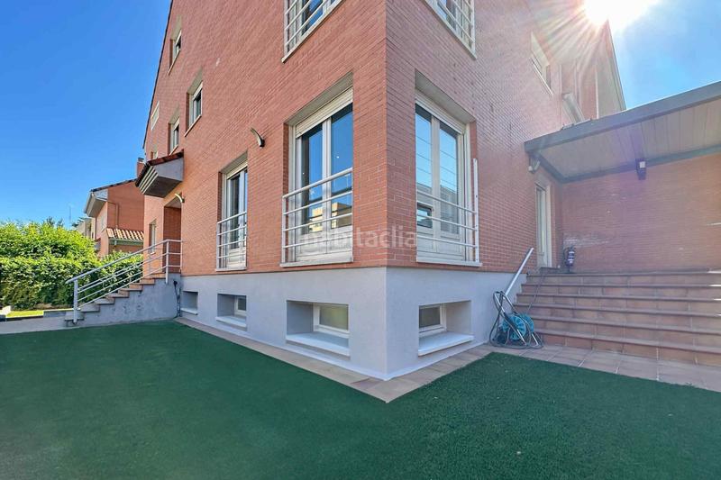 Foto ced443d5-a9b9-4fd6-9c79-4260e4cdc39e. Lloguer casa adossada amb calefacció a Peñagrande Madrid