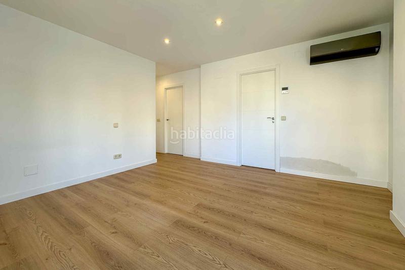 Foto 06a10af1-27ab-45b3-acb6-eb618a92e873. Location maison jumelée avec chauffage dans Peñagrande Madrid