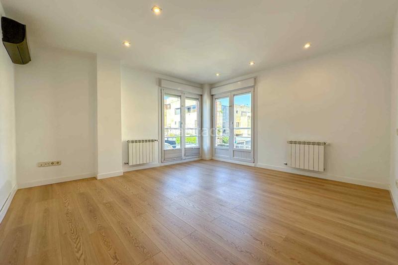 Foto d2410bd4-d18c-4820-a30c-db30793a730c. Location maison jumelée avec chauffage dans Peñagrande Madrid