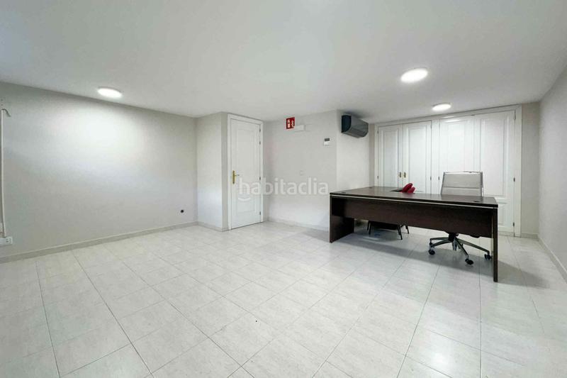 Foto 9bc00eb9-02cb-4143-a6a9-d4dc981abdc5. Rent semi detached house with heating in Peñagrande Madrid