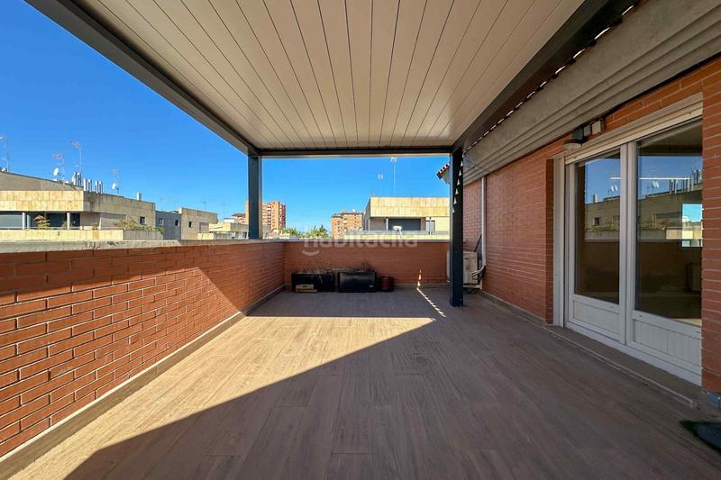 Foto e5296f8e-01c7-4b83-bd6f-ef4f0a3fca16. Rent semi detached house with heating in Peñagrande Madrid