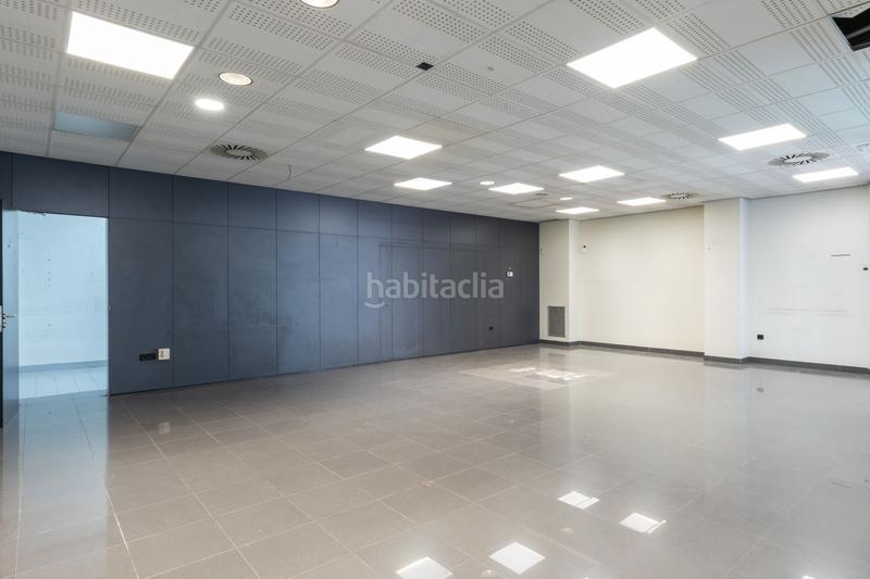 Foto b10c300f-0e2e-4a35-b4c4-9ddde864c87c. Lloguer local comercial a El Puig El Puig de Santa Maria