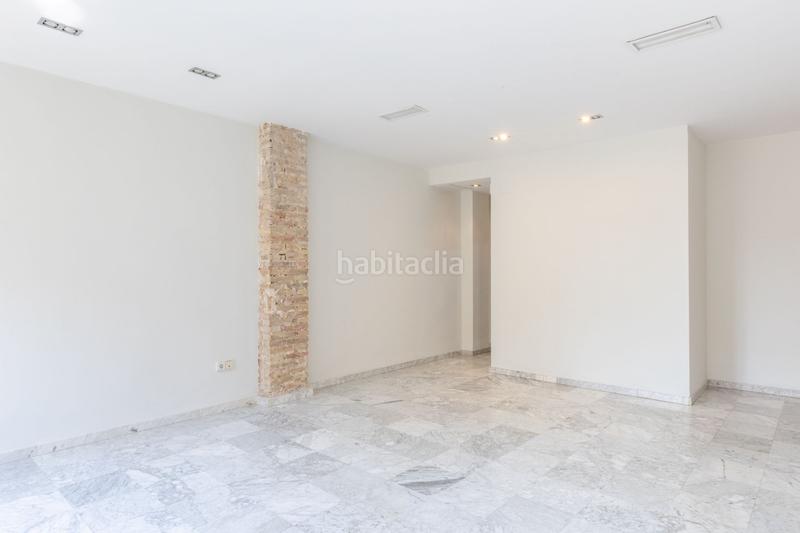 Foto c1fa86ba-696f-4731-a7b9-05287b58bb9a. Alquiler piso  reformado con balcón en alquiler centro en Valencia