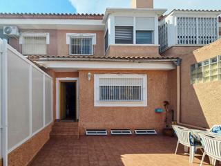 Semi detached house in Bellavista-Capiscol-Frank Espinós. Chalet adosado en venta  san juan de alicante