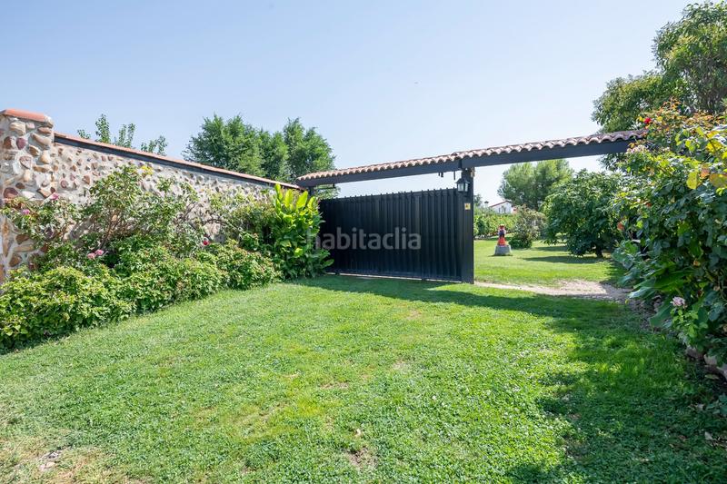 Foto c3f40f6c-d230-46d4-9d55-60617d2893a4. Haus mit heizung pool in Fuente el Saz de Jarama