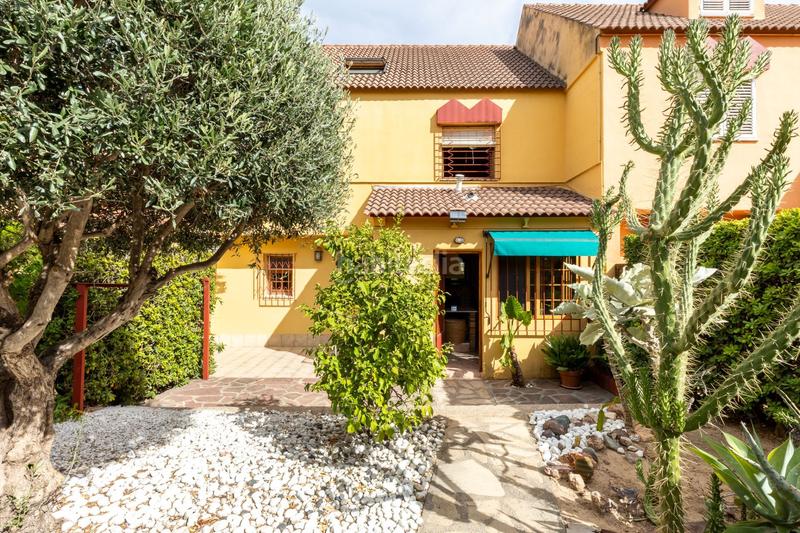 Foto 4cb38465-d130-46ec-a569-9c7daae8c1da. Maison dans El Vedat - Santa Apolonia Torrent