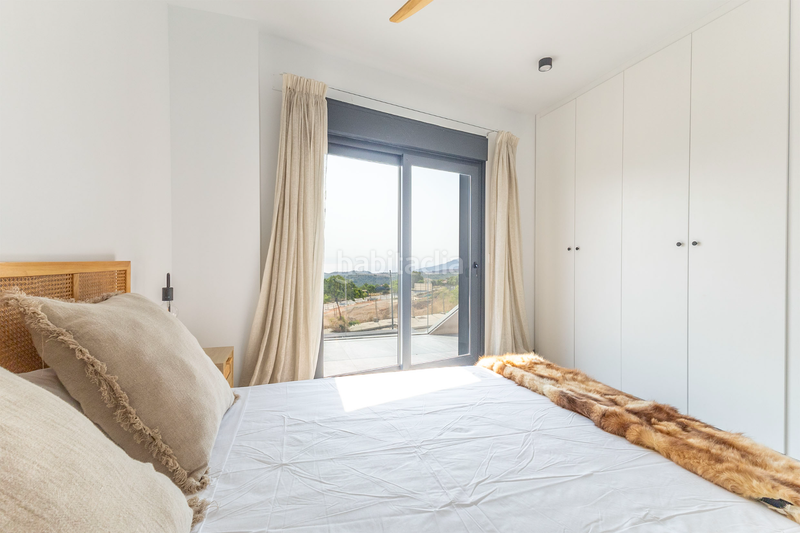 Foto 435ab104-6486-4bc5-979f-3f6bc32d0acd. Casa chalets pareados en venta en Polop