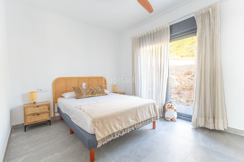 Foto 5d5e197a-b97e-431b-a50d-67f7f9017538. Casa chalets pareados en venta en Polop