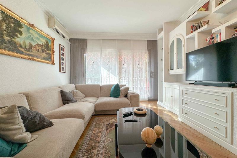 Foto 40ce4a2d-5e5a-40b4-82e0-f68f51273258. Piso  en venta c. tahona en Pueblo Pozuelo de Alarcón