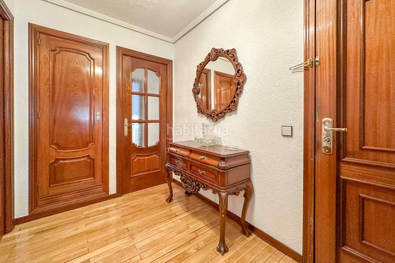 Foto c1403d1b-3cd6-49f2-81f3-8ecc41d8c752. Piso  en venta c. tahona en Pueblo Pozuelo de Alarcón