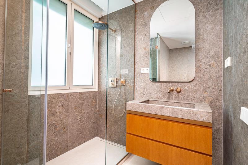 Foto b141409c-918a-4e19-bea1-5839e5f0c74a. Appartement avec chauffage dans Lista Madrid