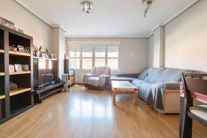 Foto 6334d8e9-a2dd-4581-8baa-d174607631d3. Appartamento con riscaldamento in Parque Henares San Fernando de Henares