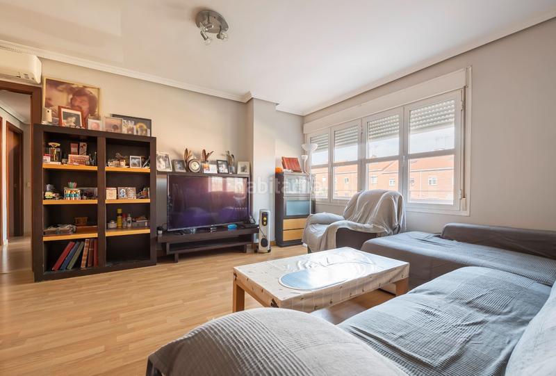 Foto 8781bb05-ebd7-4446-ac71-78fd821195f1. Appartamento con riscaldamento in Parque Henares San Fernando de Henares