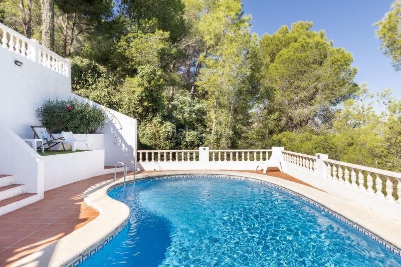 Foto b9855f0d-eb90-4264-a707-37c2cec380b1. Casa con piscina in Font d´en Carròs (la)
