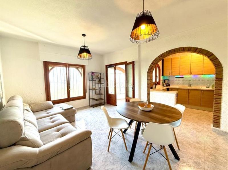 Foto e85273e7-7730-43c3-8200-b91a8593f774. Casa chalet a lo largo con vista panoramica en Font d´en Carròs (la)