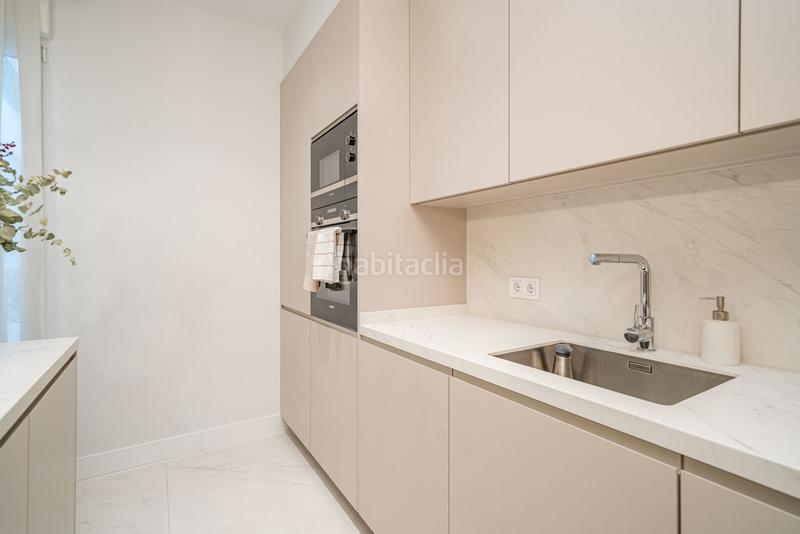 Foto ebc67e61-e39b-45bc-971a-d52a4384d478. Appartamento con riscaldamento in Jerónimos Madrid