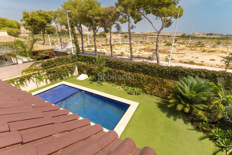 Foto ee26a283-b1b1-40a2-8e15-45001501a944. Casa amb calefacció a Torrellano Elche / Elx