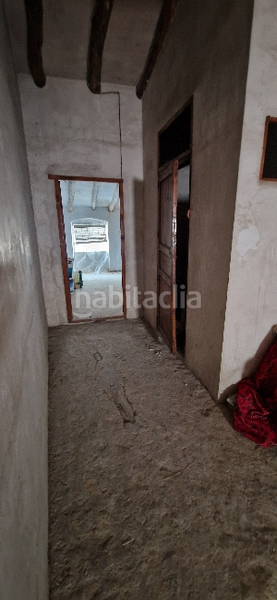 Foto e9023b3f-5afe-4937-ad01-294da0fd6f17. Masía se vende casa con local en Castalla