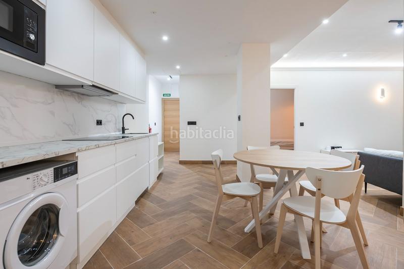 Foto 42ca93b4-02da-436a-8475-56704db994ca. Apartamento loft en venta en cortes, centro en Cortes-Huertas Madrid