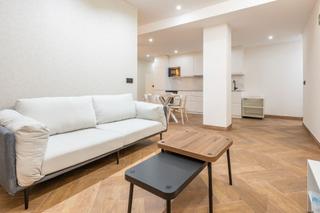 Piccolo appartamento in Cortes-Huertas. Loft en venta en cortes, centro