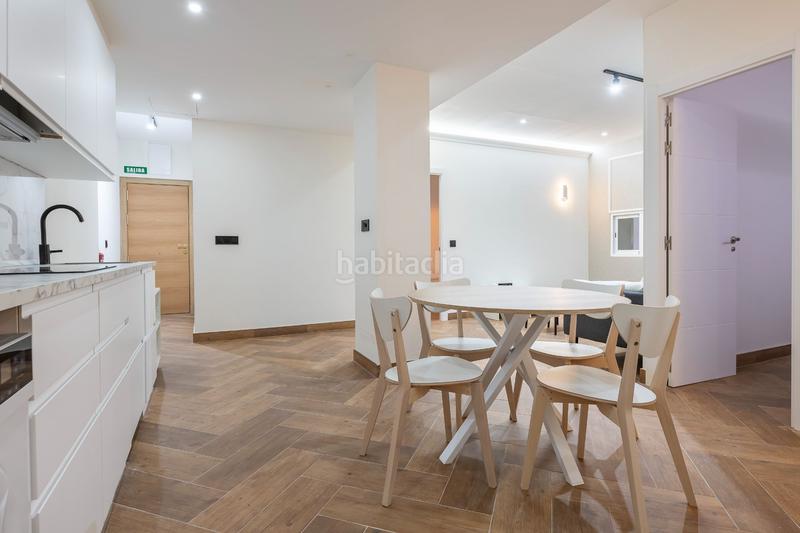Foto e895d79d-0f79-4037-8be3-d9025a3fc3bb. Apartamento loft en venta en cortes, centro en Cortes-Huertas Madrid