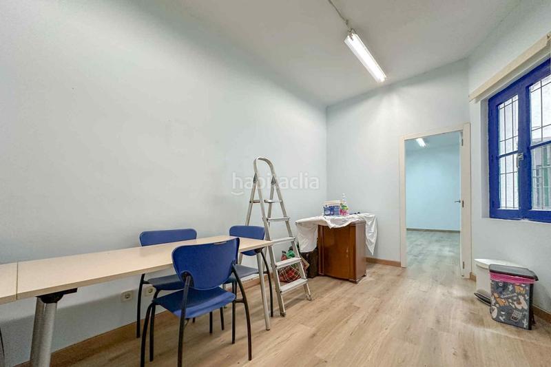 Foto 06d9b1ae-6903-4431-94d4-8a2271f2aff8. Local comercial local en venta casa de campo en Puerta del Ángel Madrid
