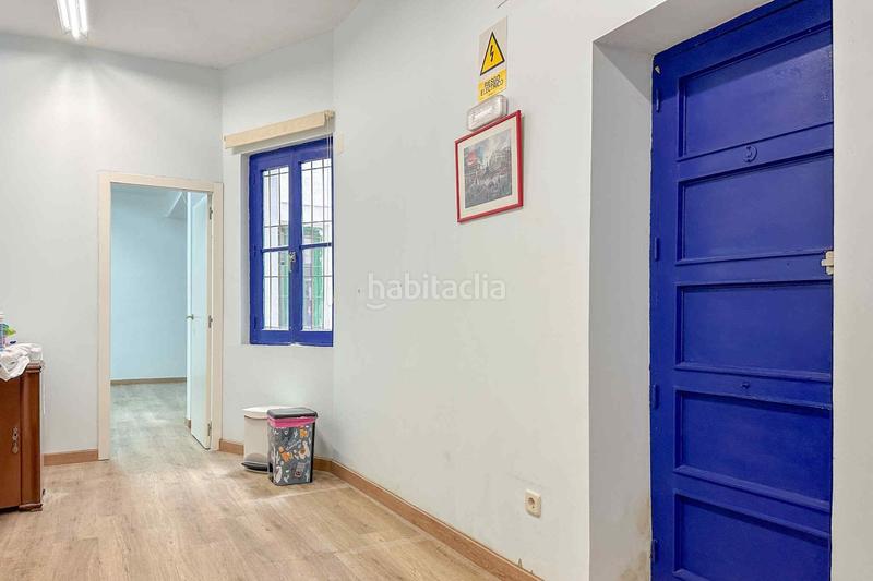 Foto e79eb13e-d2dc-45b9-99bd-244403d23479. Local comercial local en venta casa de campo en Puerta del Ángel Madrid