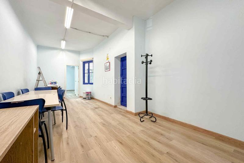 Foto fd204112-f80e-4bfe-b0ca-66c6a27b8919. Local comercial local en venta casa de campo en Puerta del Ángel Madrid
