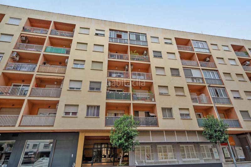 Foto 2667f889-a651-4038-aaf8-d5f5dae5206f. Piso  en venta av. ramón ortega en Centro Urbano Dénia