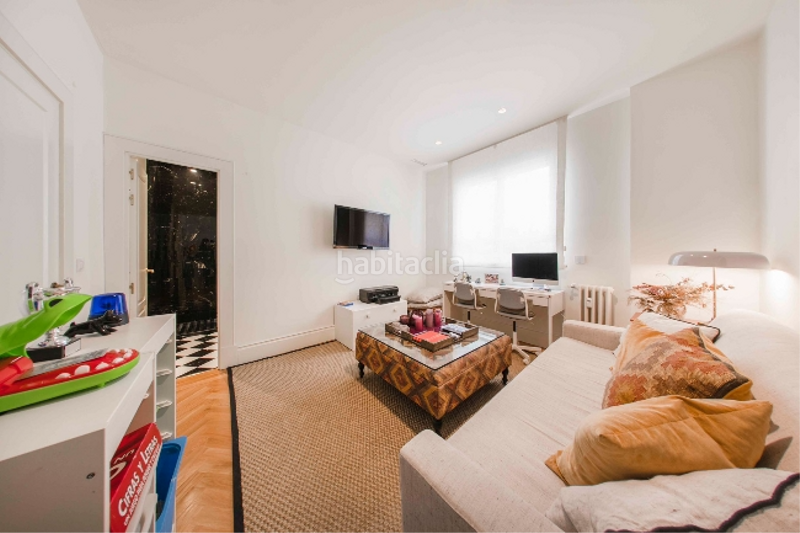 Foto 037c31f1-f55f-492c-9f39-21834945dce5. Appartamento con riscaldamento in Almagro Madrid