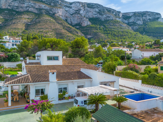Maison à El Montgó. Casa independiente en venta  el montgó