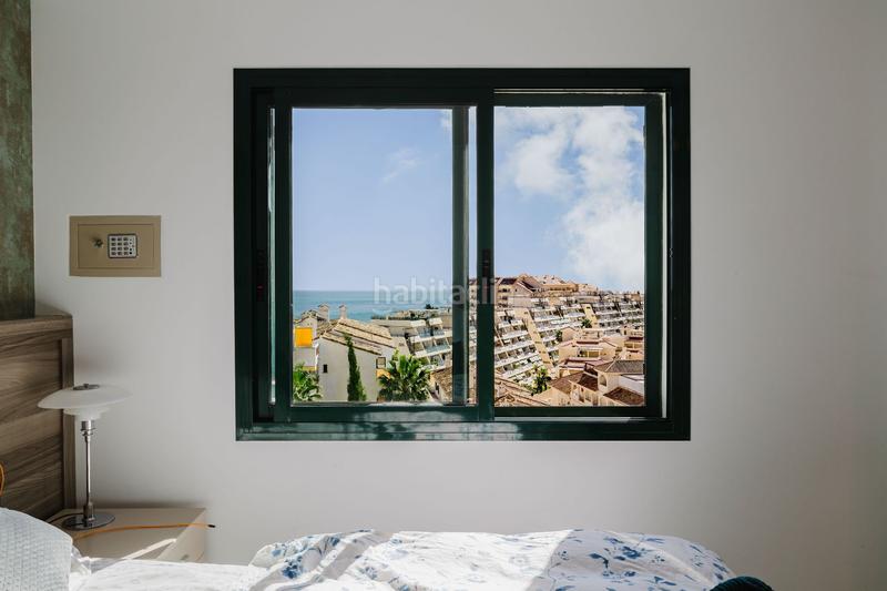 Foto 0b35e9f7-4ae4-4599-936f-d2985d4b5df2. Attique avec chauffage piscine dans Zona Centro Comercial Torrequebrada Benalmádena