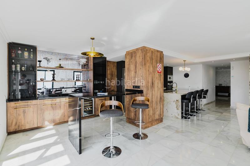 Foto 2d03d0b9-435d-4ae2-a03d-246fe94bf0d0. Attique avec chauffage piscine dans Zona Centro Comercial Torrequebrada Benalmádena