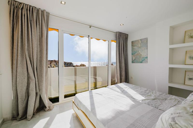 Foto 2f0972c4-7d54-4b04-9dcc-2e767bab928f. Attique avec chauffage piscine dans Zona Centro Comercial Torrequebrada Benalmádena