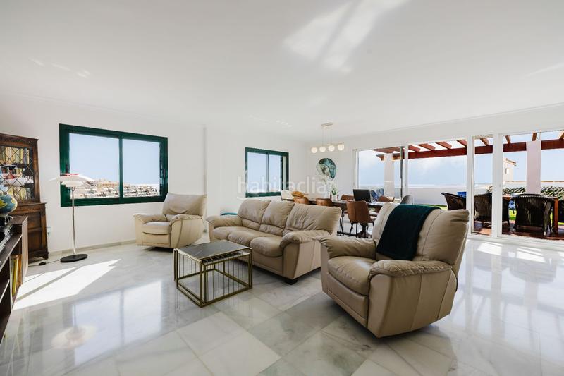 Foto 5007d832-0a24-4a84-ac61-130e122f186a. Attique avec chauffage piscine dans Zona Centro Comercial Torrequebrada Benalmádena