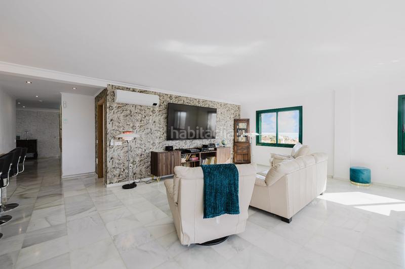 Foto 71a5f0c2-543e-42e5-896e-bd3248bb226d. Attique avec chauffage piscine dans Zona Centro Comercial Torrequebrada Benalmádena