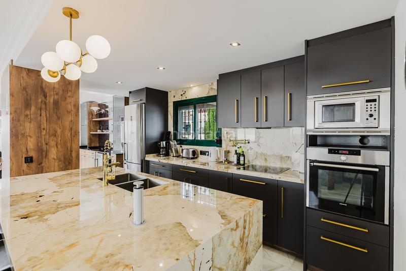 Foto 7d859be6-f887-4de4-8652-66fdcb330539. Attique avec chauffage piscine dans Zona Centro Comercial Torrequebrada Benalmádena