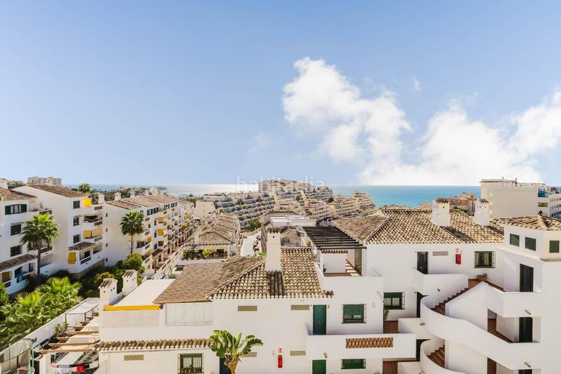 Foto d9b8bbee-b53b-45de-8ba5-2d81d209c5f4. Attique avec chauffage piscine dans Zona Centro Comercial Torrequebrada Benalmádena