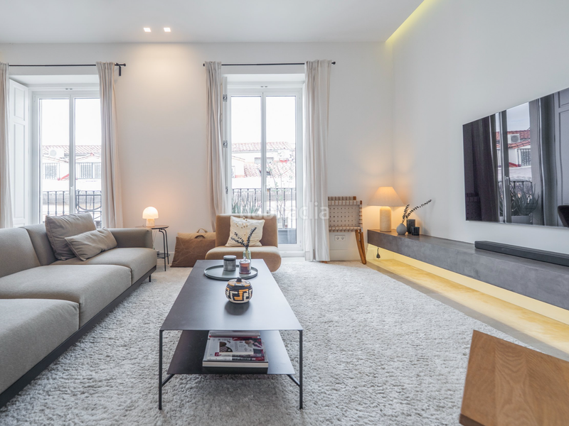 Foto 11a4b8d1-dc2e-4435-a3b6-00192f80f689. Appartement avec chauffage dans Sol Madrid