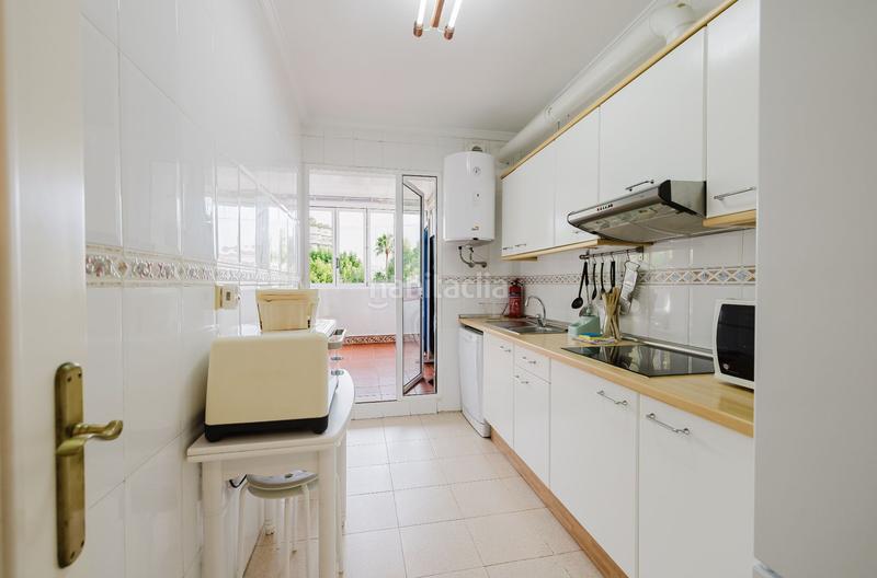 Foto 0d8579c6-1148-4dc4-b808-45d747d4ea1d. Attico con riscaldamento piscina in La Carihuela - Los Nidos Torremolinos