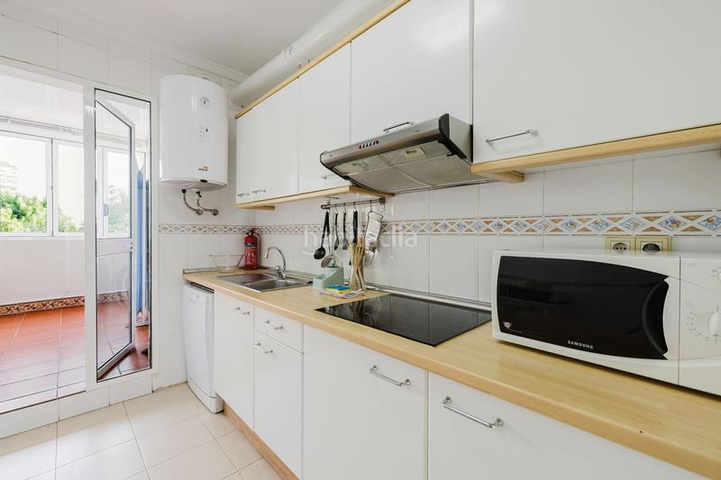 Foto 391da6c9-925d-41fd-b894-5f5111a1cd5e. Attico con riscaldamento piscina in La Carihuela - Los Nidos Torremolinos