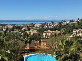 Location Attique à Santa María. Ático dúplex en alquiler  marbella